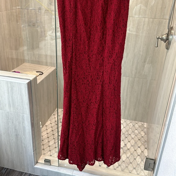 Adrianna Papell Scarlet Sleeveless Maxi Dress - Picture 6 of 10